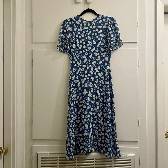 Reformation Dresses & Skirts - Reformation Andre Floral Short Sleeve Midi Dress in Tulip Blue Size 4